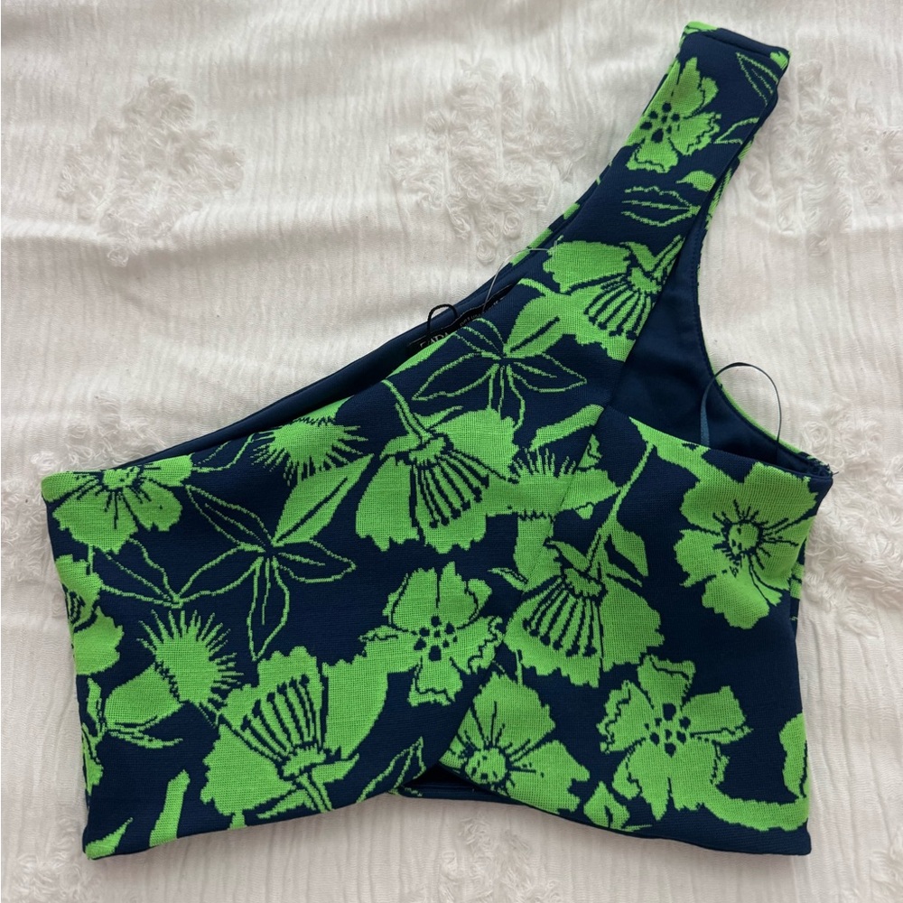 NWT Zara Green and Navy One Shoulder Floral Crop Top